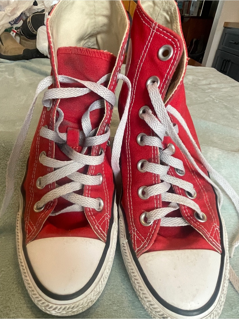 Converse High-Top Canvas red Sneakers Men’s 6